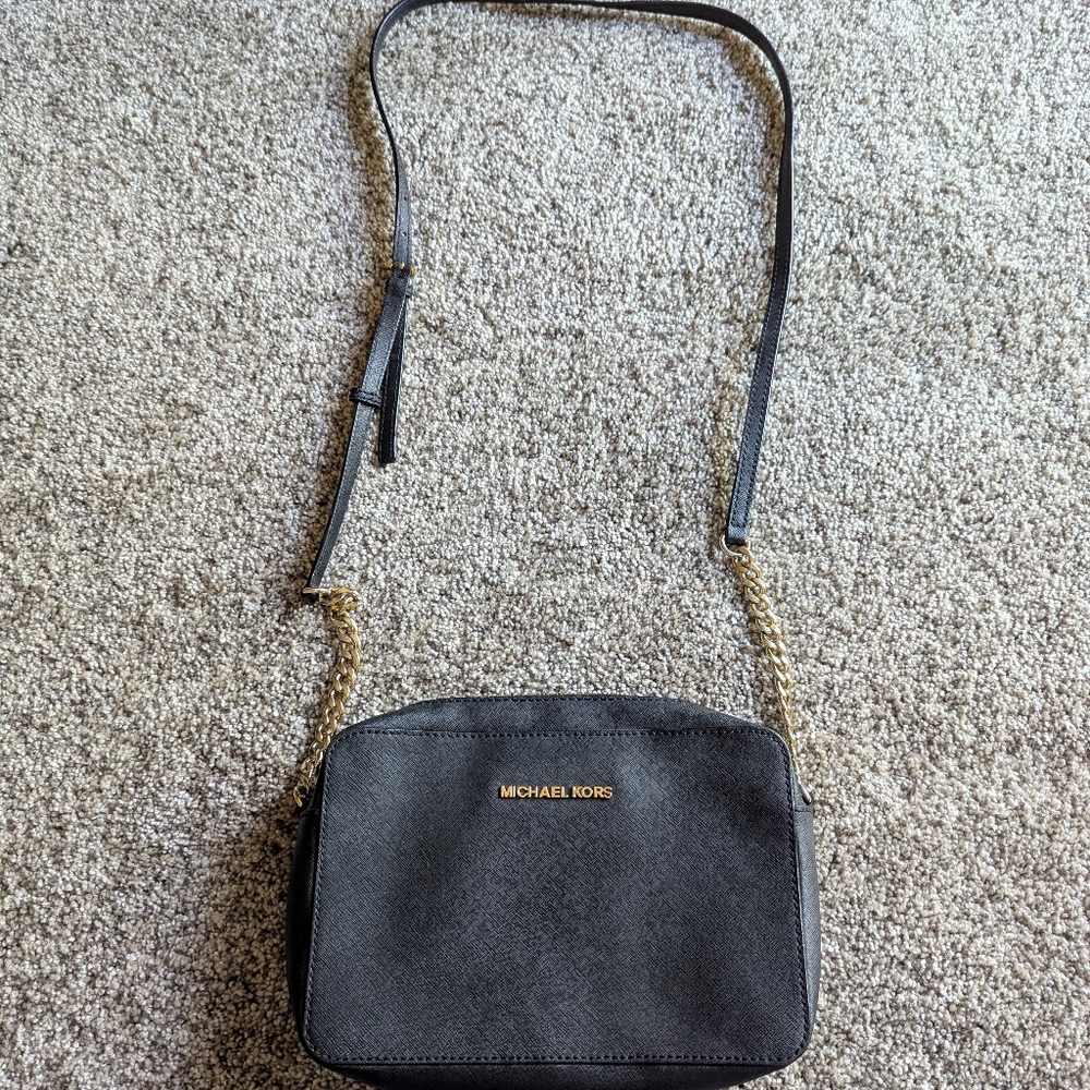 Michael Kors Black Jet Set Crossbody
